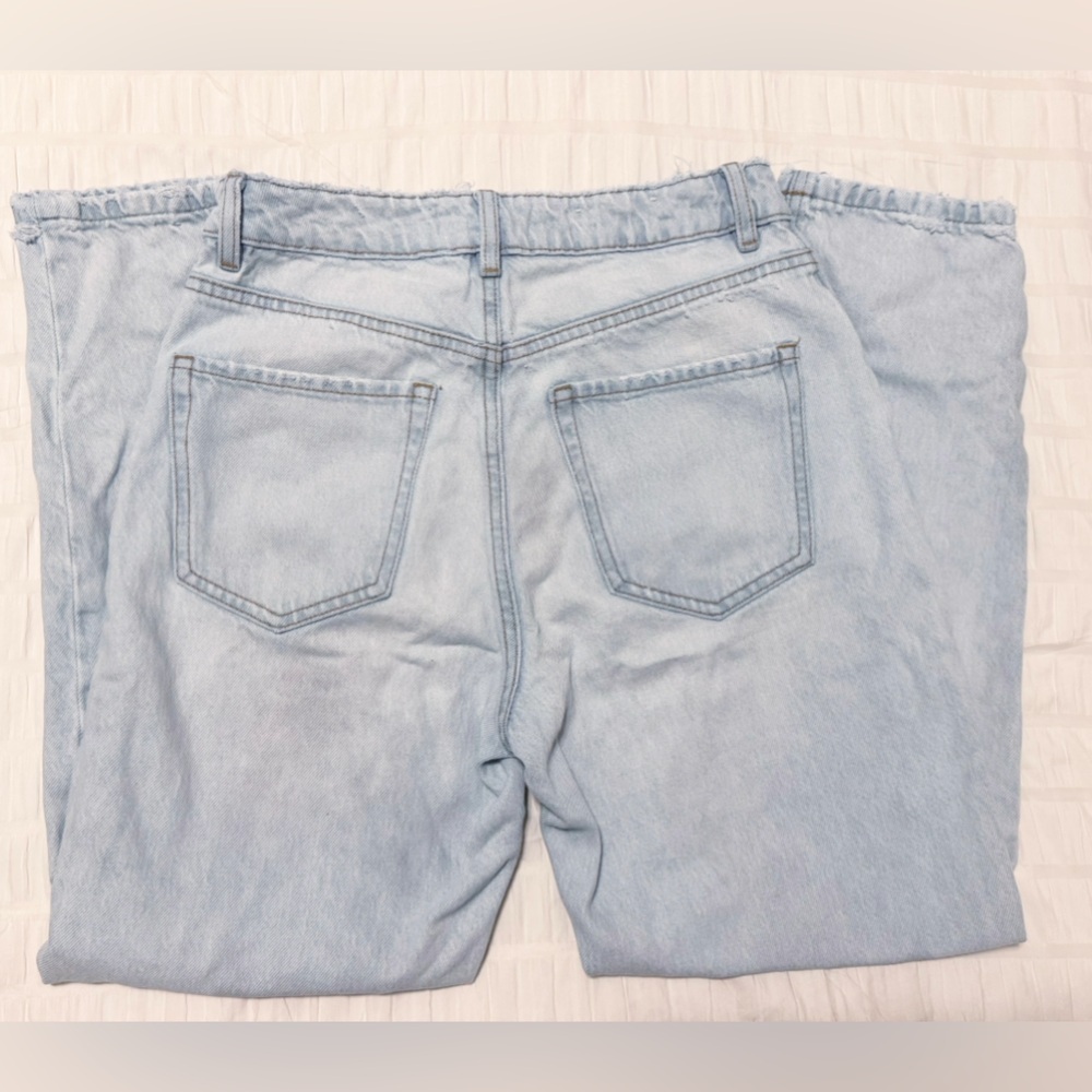 Dynamite Claudia Light Wash Mom Jeans Size 26 Size 2 Straight Leg Vintage — image 7 of 8